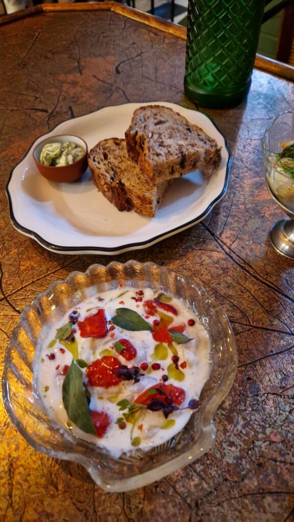 fraise - palourde - comptoir auberge saint mathieu
