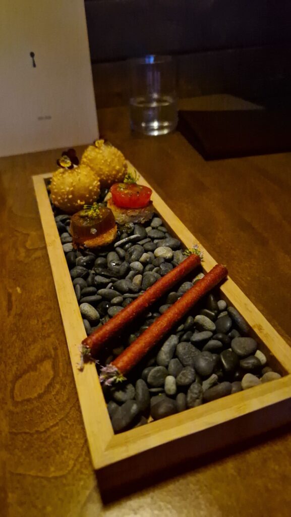 amuse bouche - auberge saint mathieu